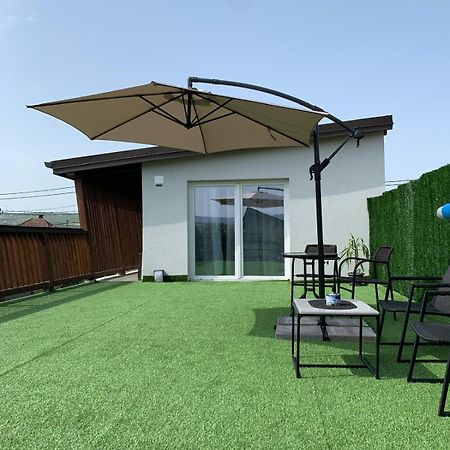 Luxus Cluj Airport Apartments Eksteriør billede