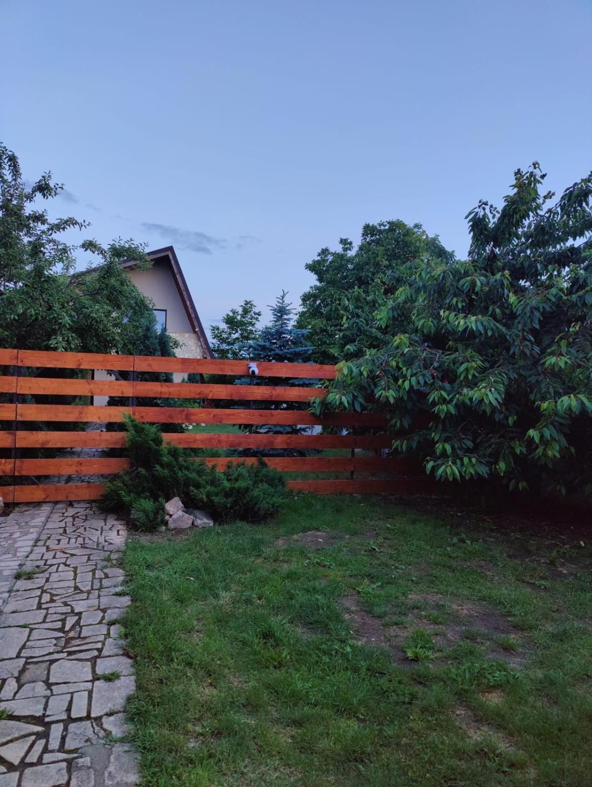 Luxus Cluj Airport Apartments Eksteriør billede