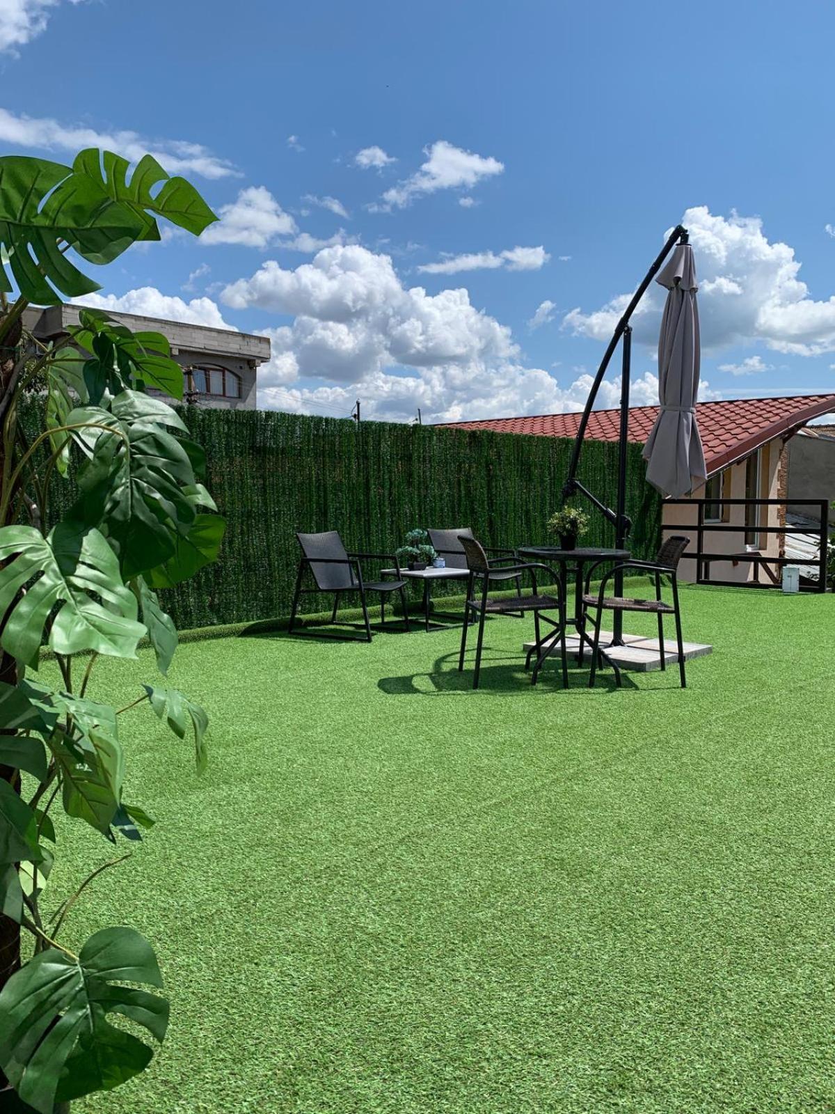 Luxus Cluj Airport Apartments Eksteriør billede