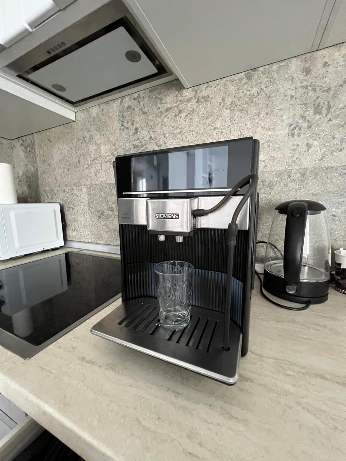 Luxus Cluj Airport Apartments Eksteriør billede