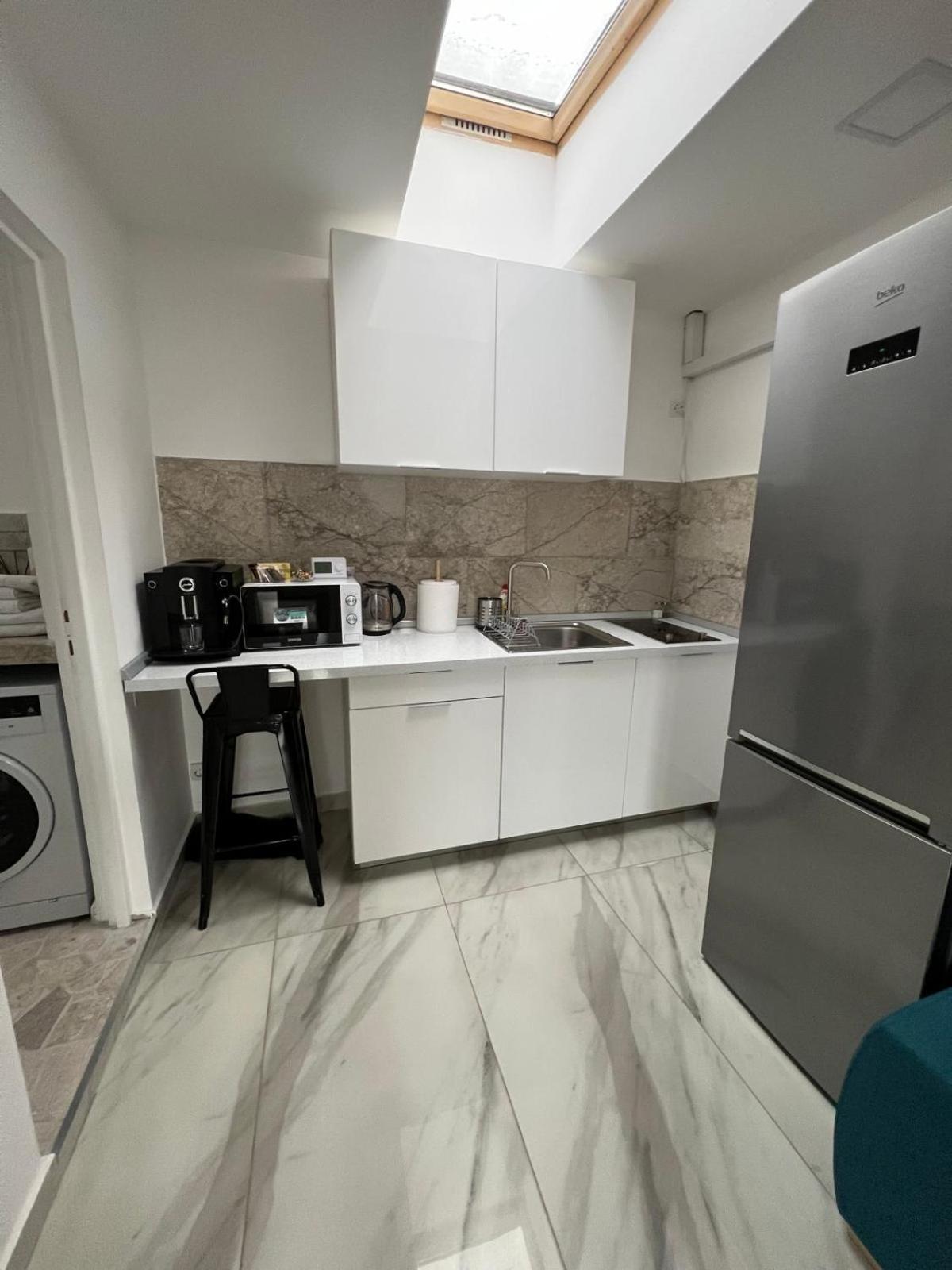Luxus Cluj Airport Apartments Eksteriør billede