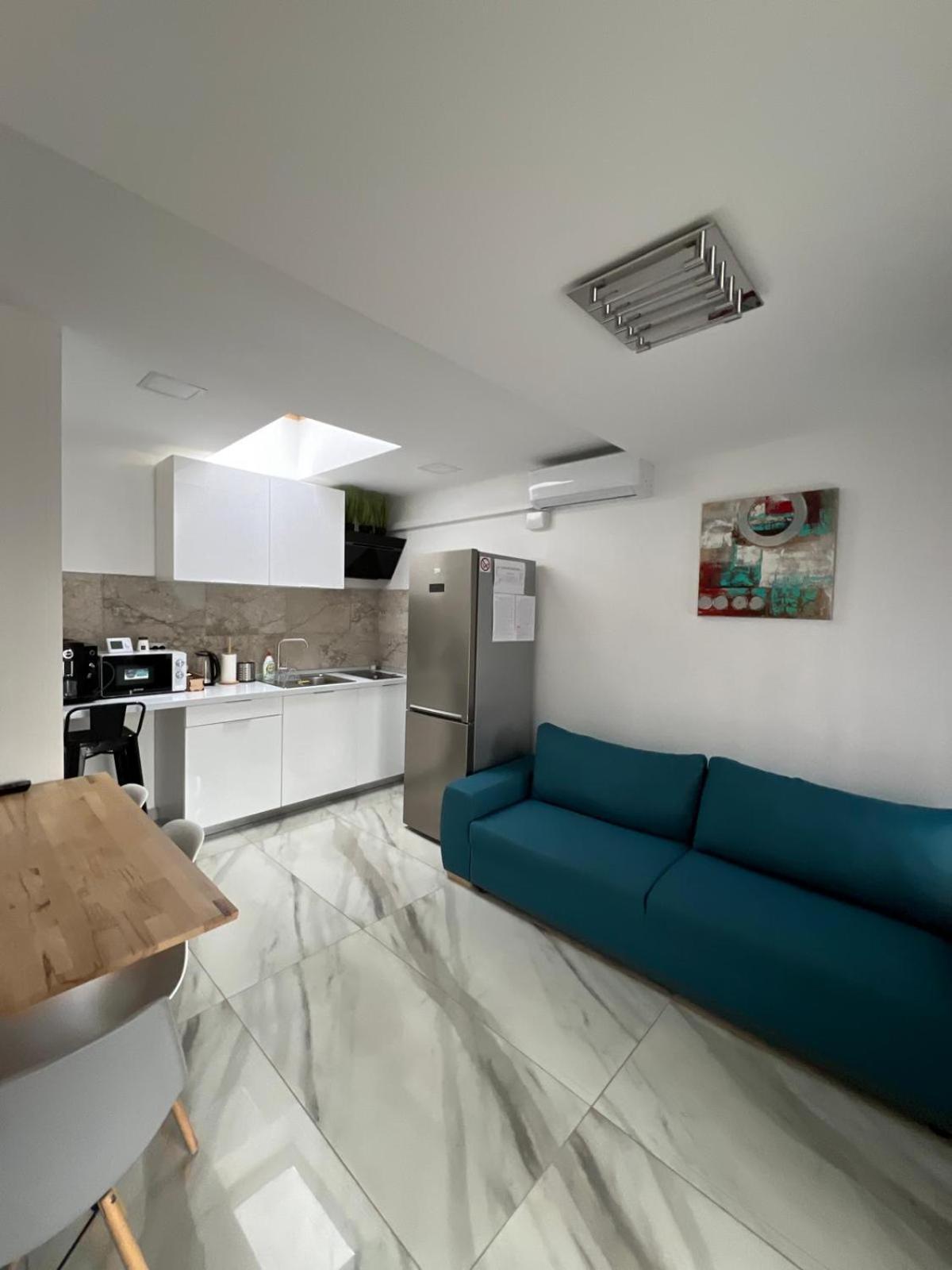Luxus Cluj Airport Apartments Eksteriør billede
